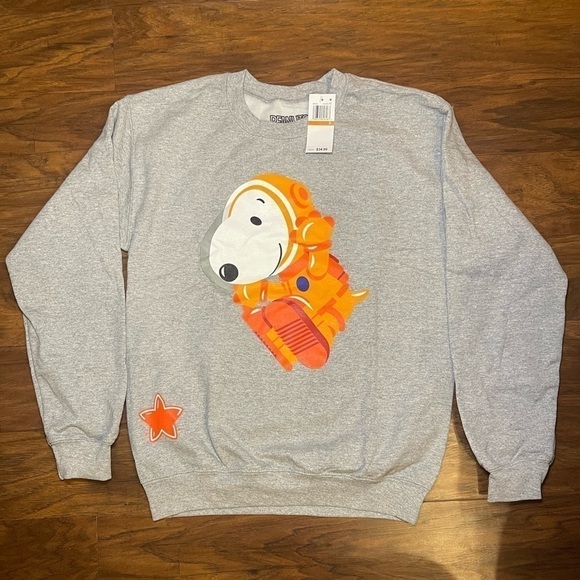 NWT Peanuts Crewneck Sweatshirt Size S - Picture 1 of 4